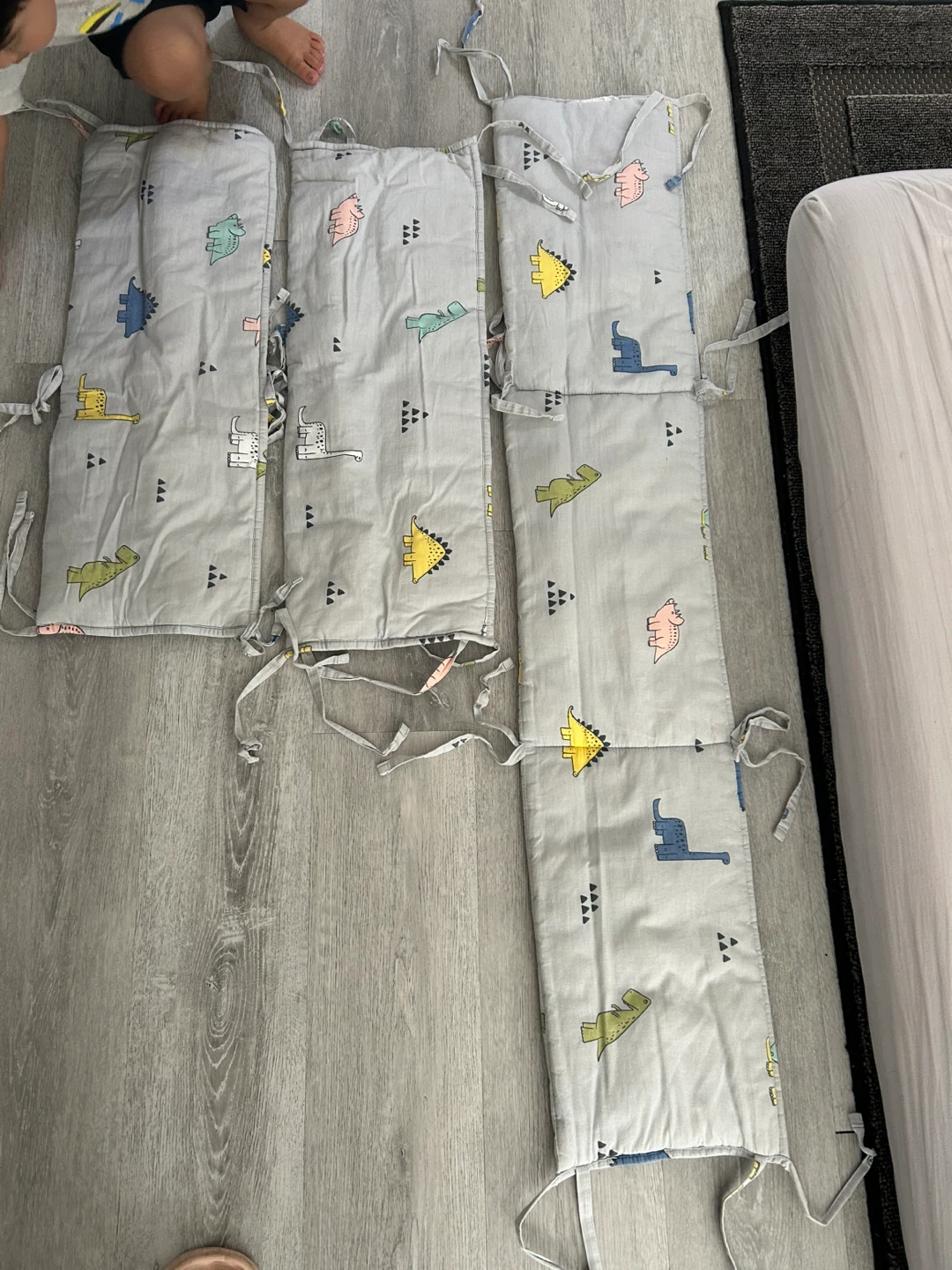 Baby Crib Bumper Pads with Dinosaur Print