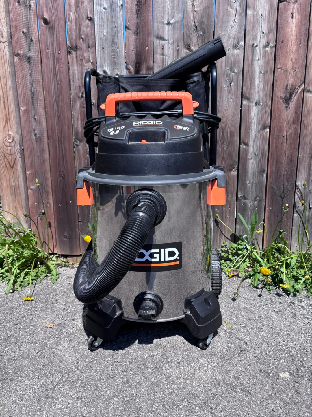 RIDGID 16 Gallon 6.5 Peak HP Wet Dry Shop Vac