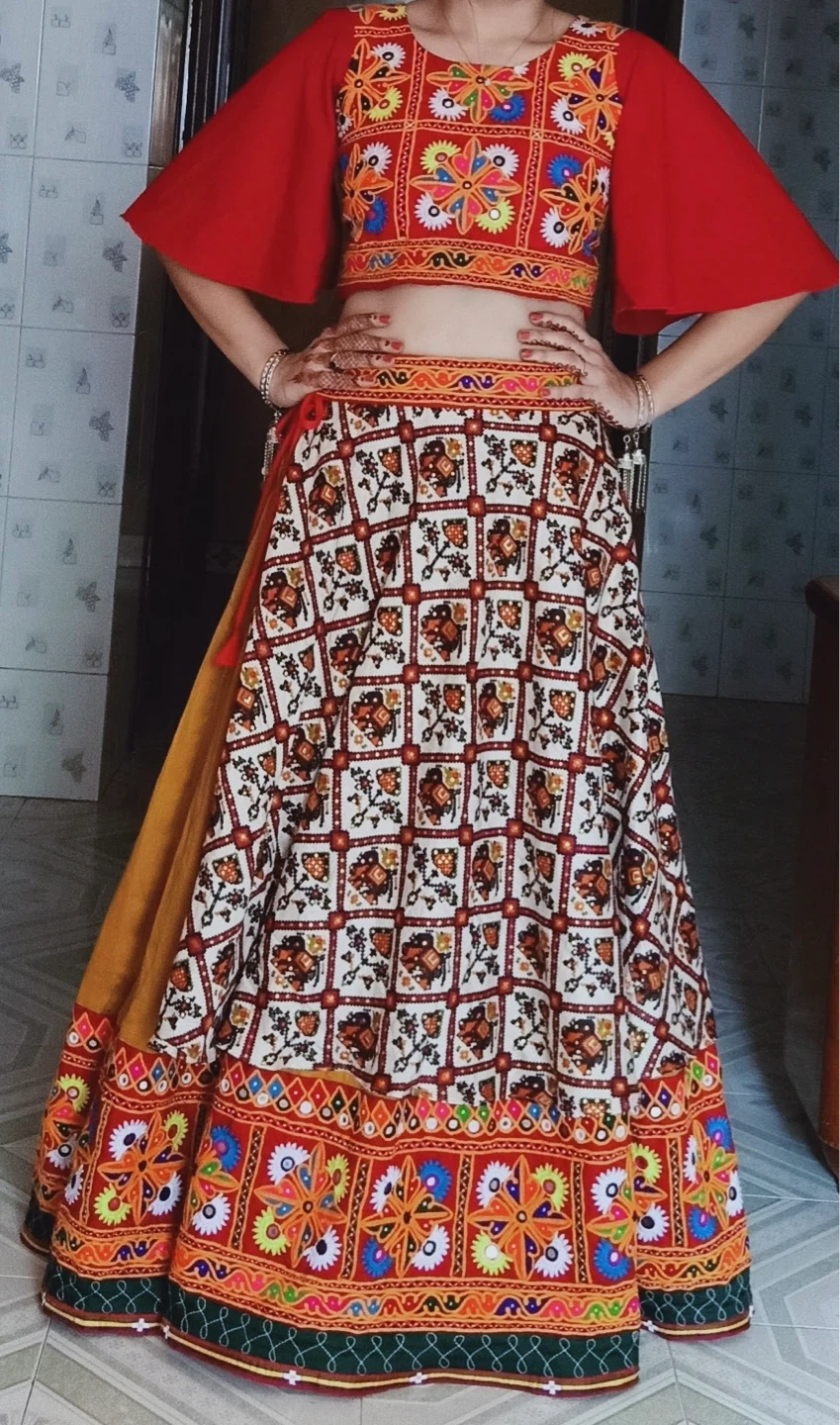 Hand Work Embroidered Lehenga Choli Set - photo 2