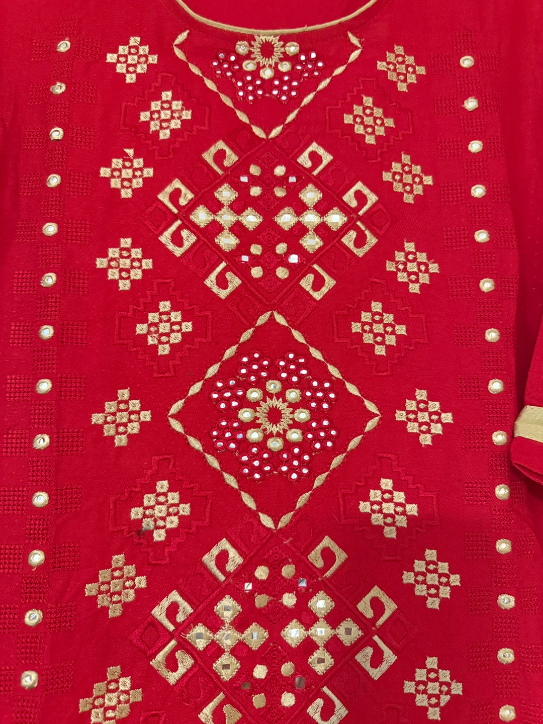 Red Kurti with Gold Embroidery( New) - photo 3