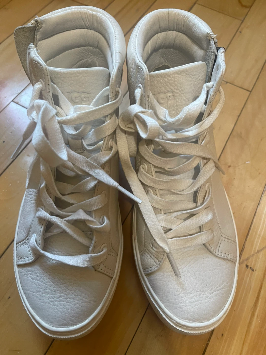 UGG Olli White Leather Sneakers Women’s Size US 6 / UK 4 / EU 37 - photo 2