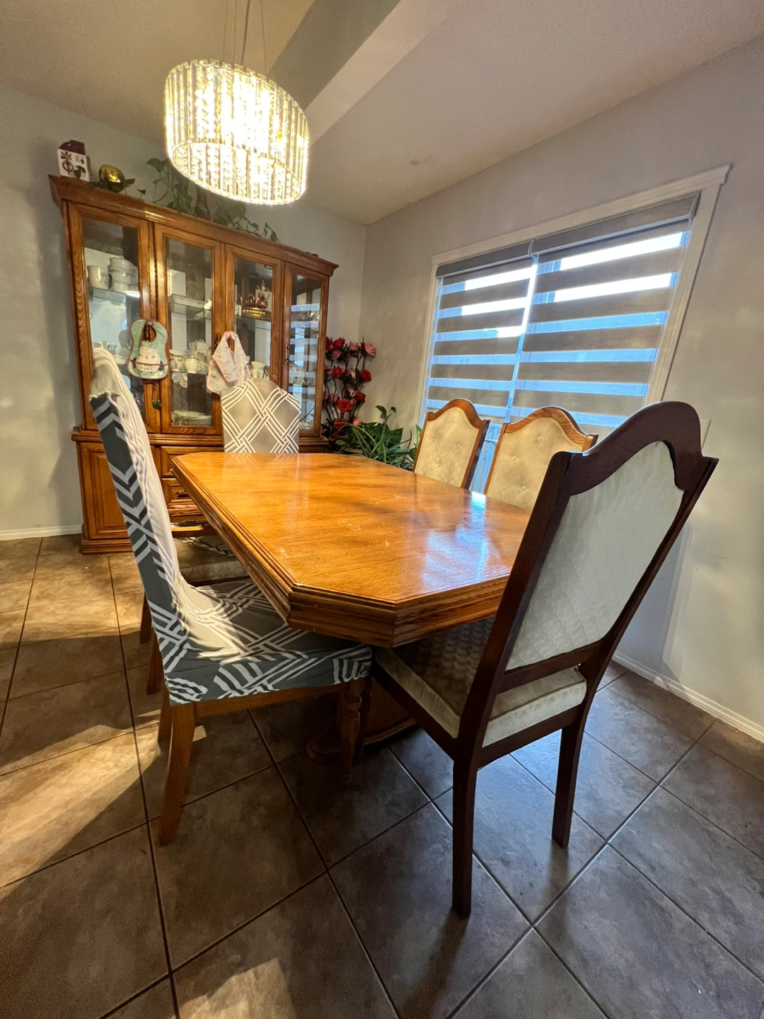 Dining table with 6 chairs - photo 2