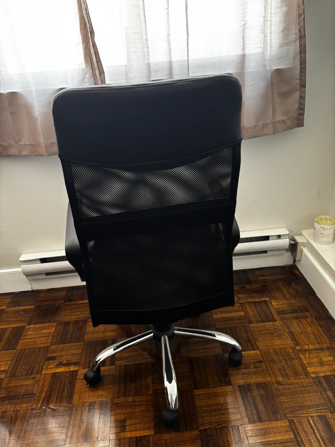 Black Mesh Office Chair - photo 2