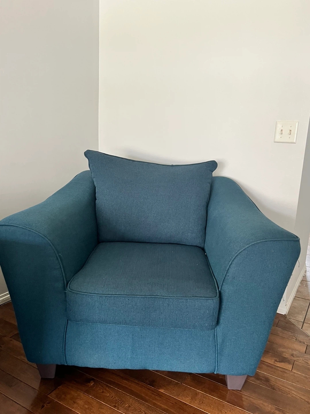 Blue sofa only been used for 1-2year - photo 3