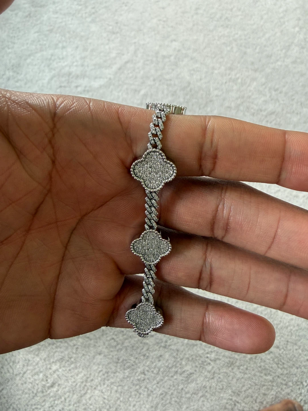 Sparkly Clover Link Bracelet - photo 4