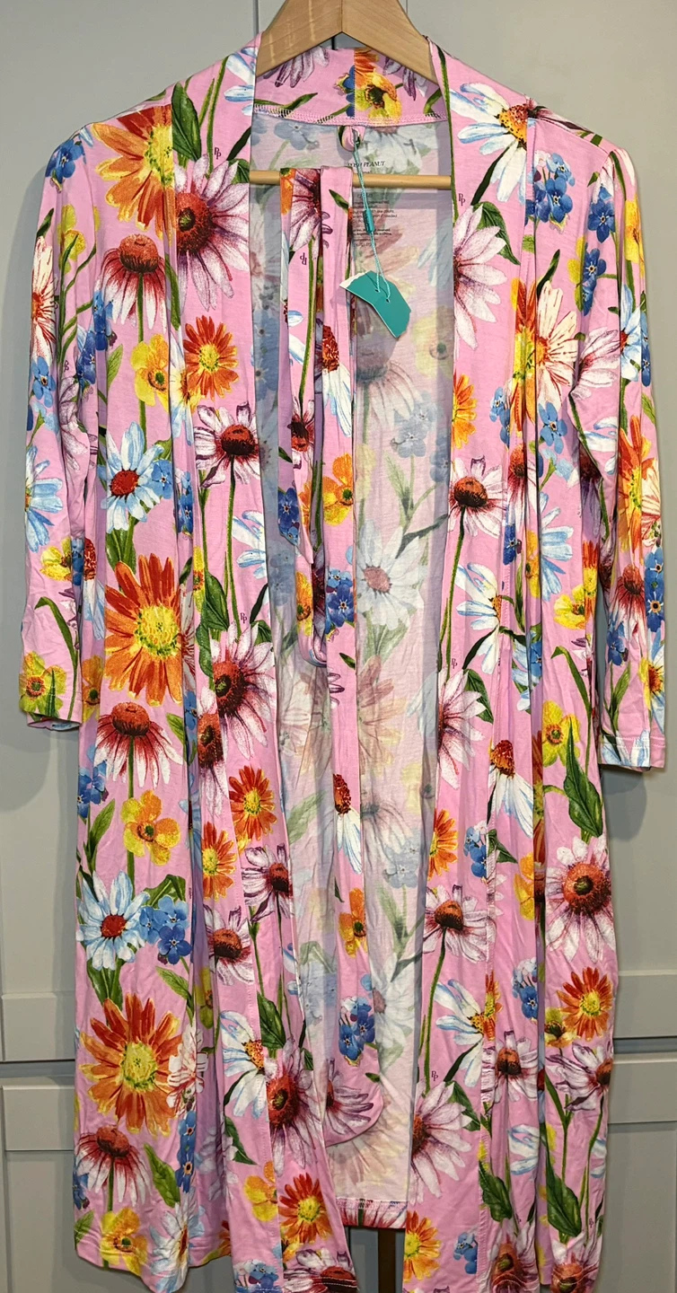 New with Posh Peanut Women's small rob