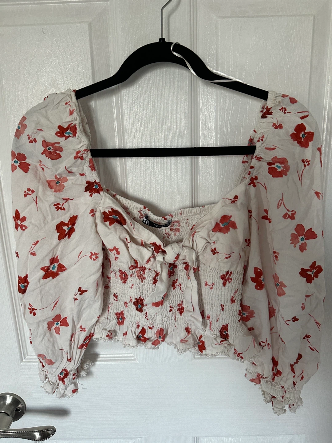 Zara Women's White Floral Smocked Puff Sleeve Top - Size Medium