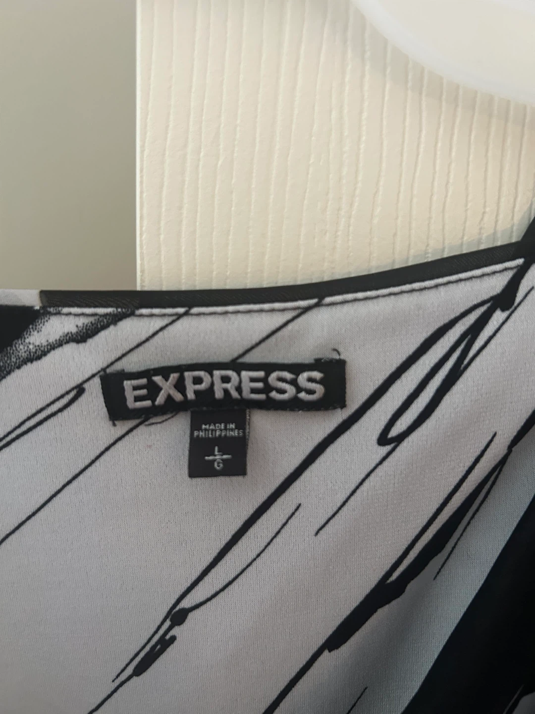 Express Black & White Sleeveless Dress Size L - photo 2