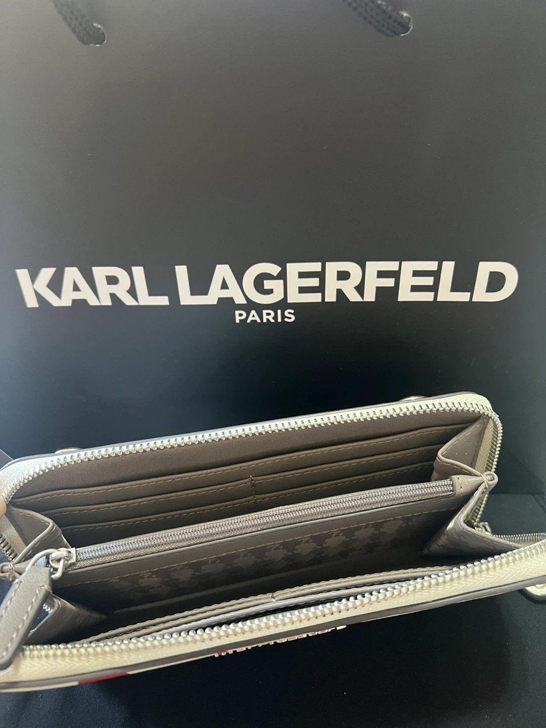 Karl Lagerfeld Paris Wristlet Wallet - photo 4