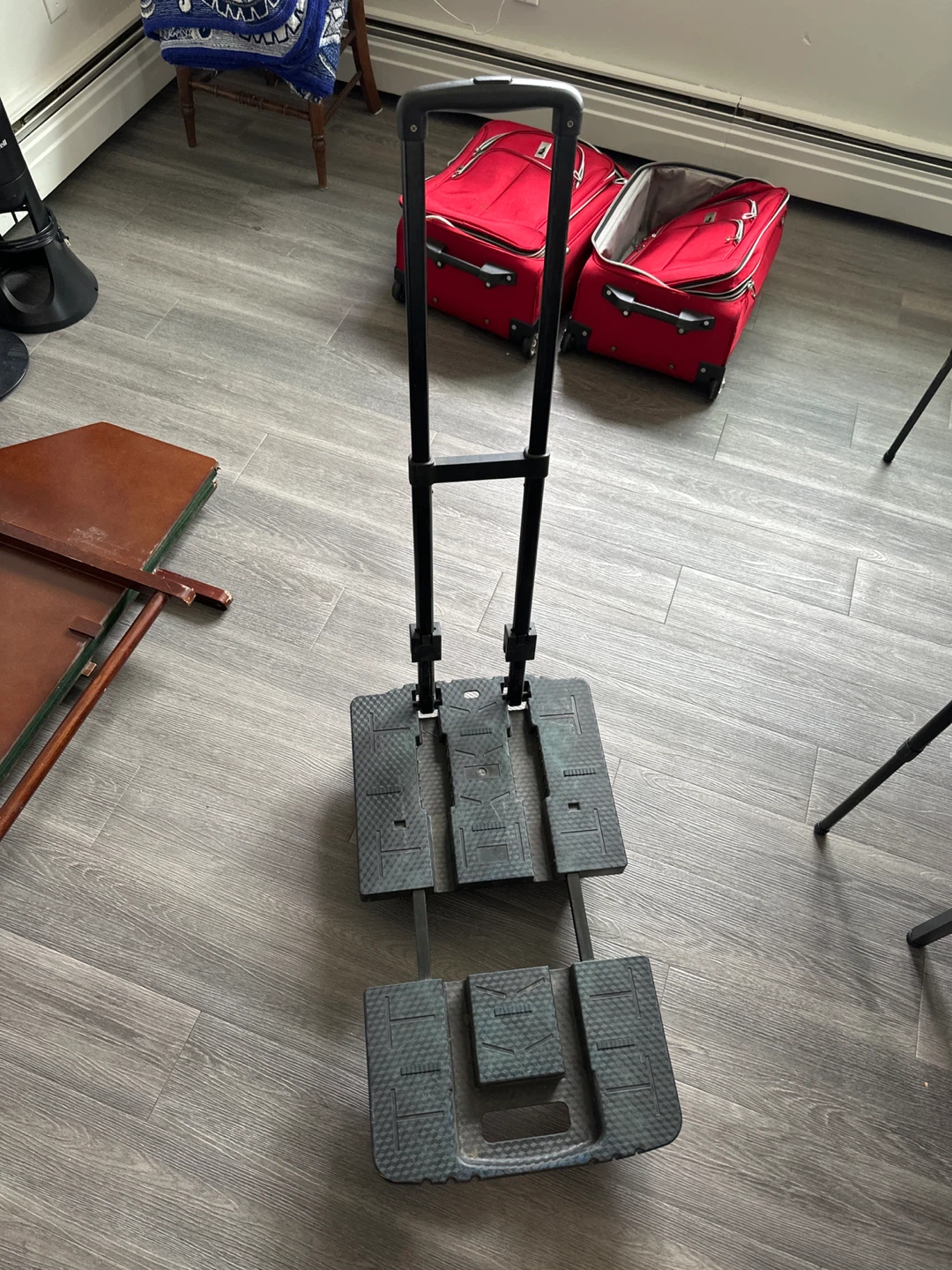 Folding Hand Truck Dolly with Telescopic Handle