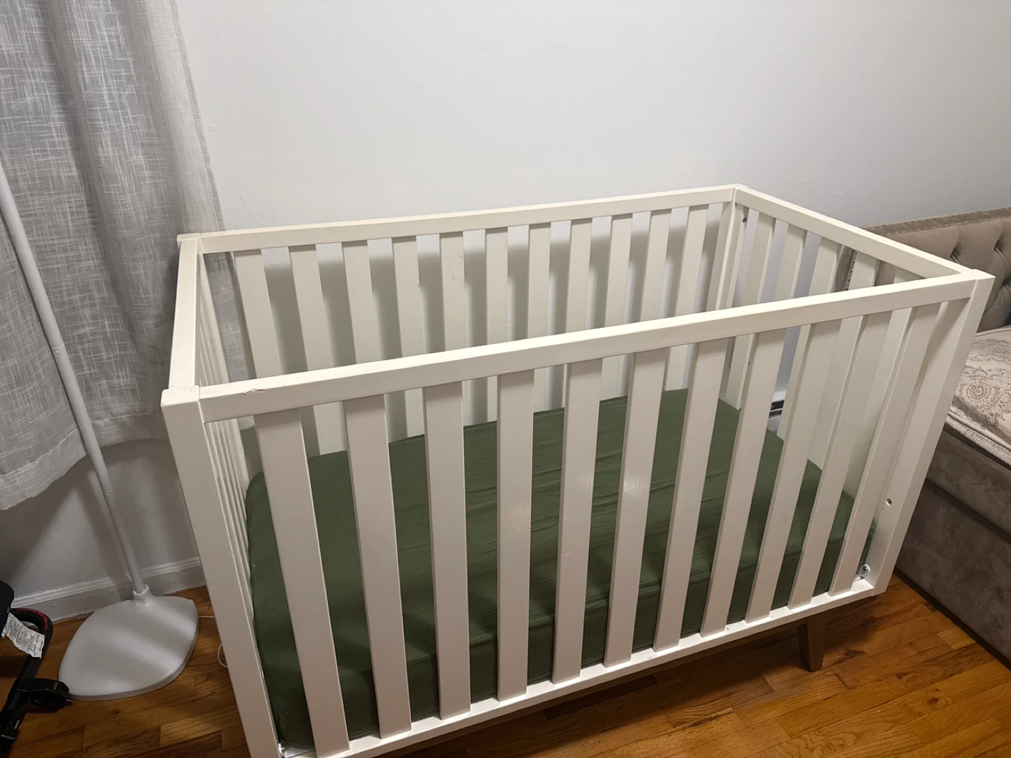 White Convertible Crib with Mattress - photo 2
