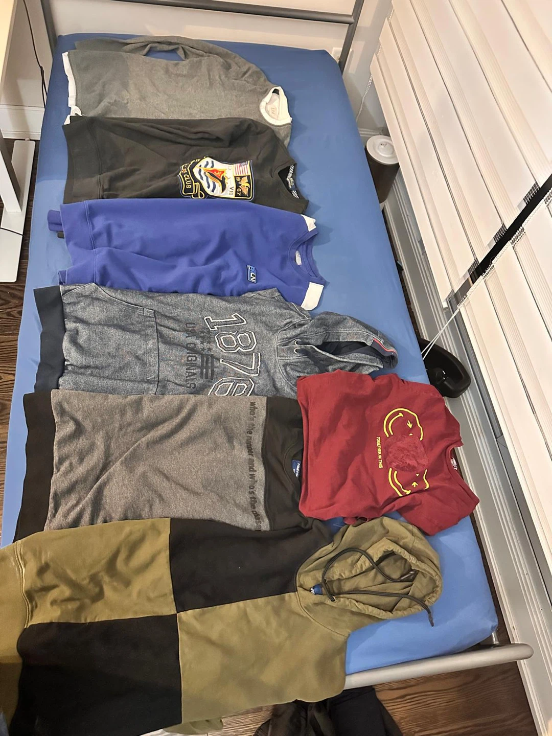Men's Formal/casual shirts,Sweatshirts, Formal pants & Jeans - photo 2