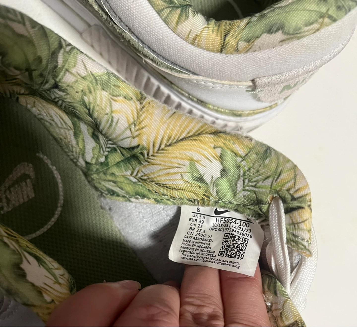 Nike Court Legacy Lift Tropical Print  size 8 woman - photo 3