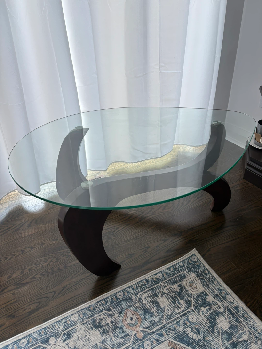 Modern Pear Shaped Coffee Table with Glass Top
