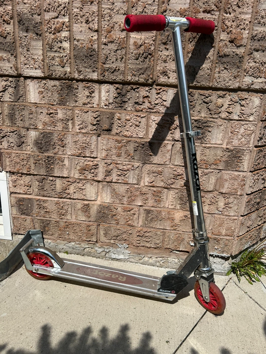 2 Scooters - photo 2