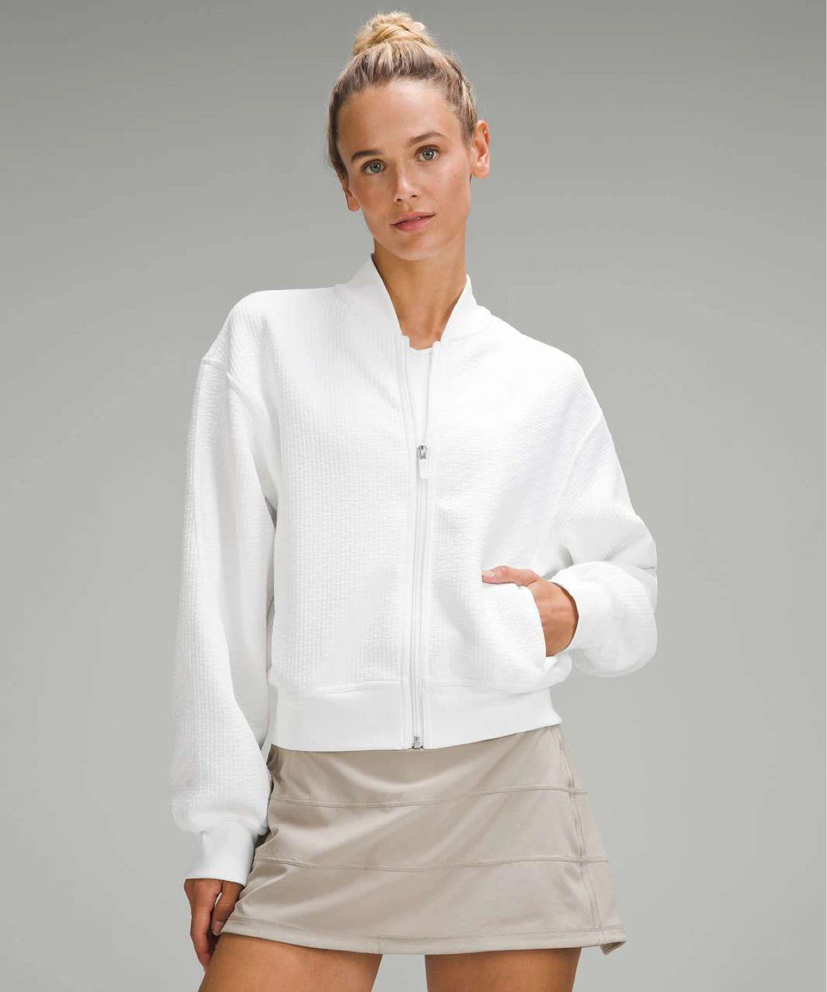 (Small) Lululemon White Bomber Jacket - photo 5