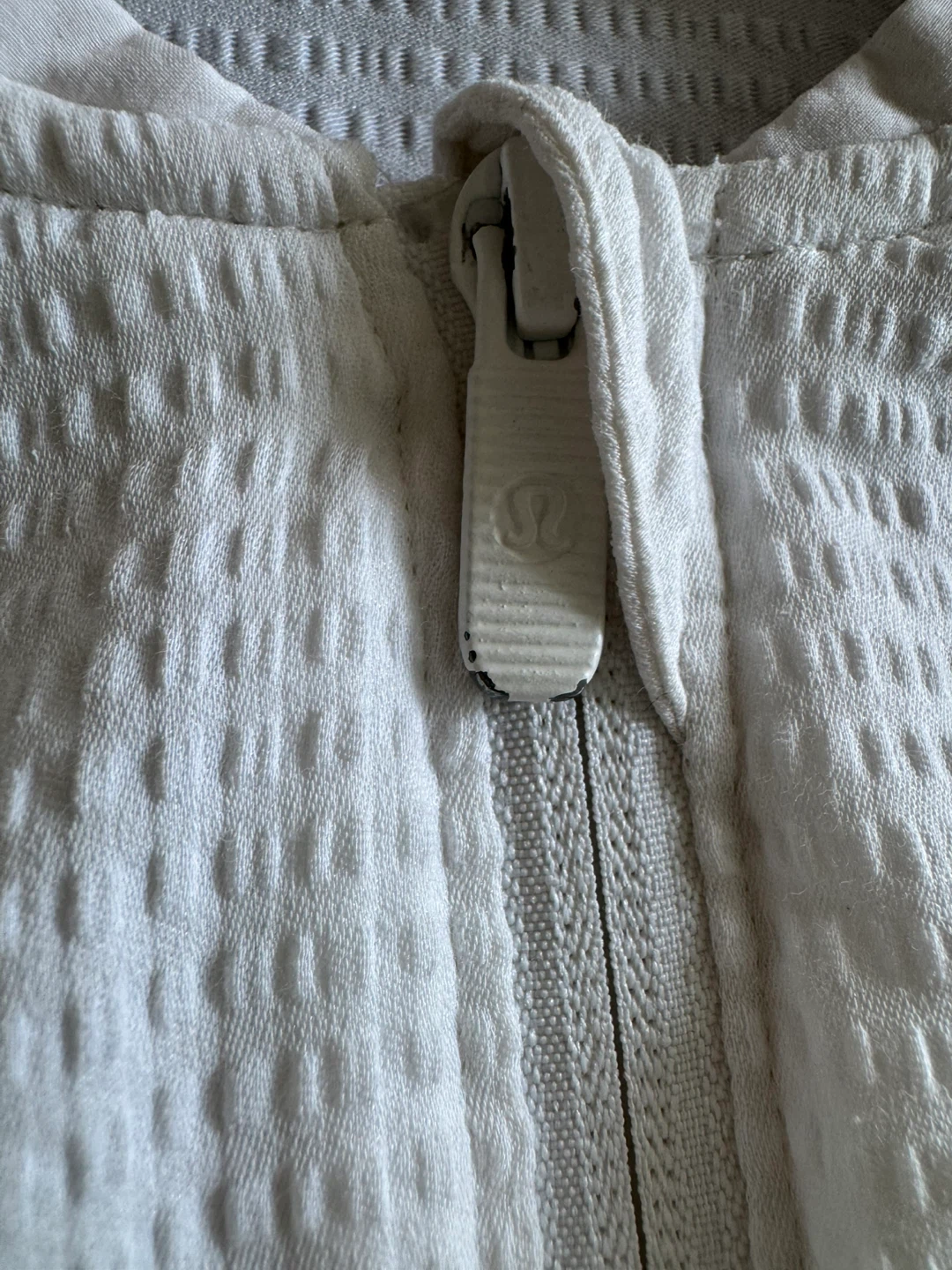 (Small) Lululemon White Bomber Jacket - photo 2