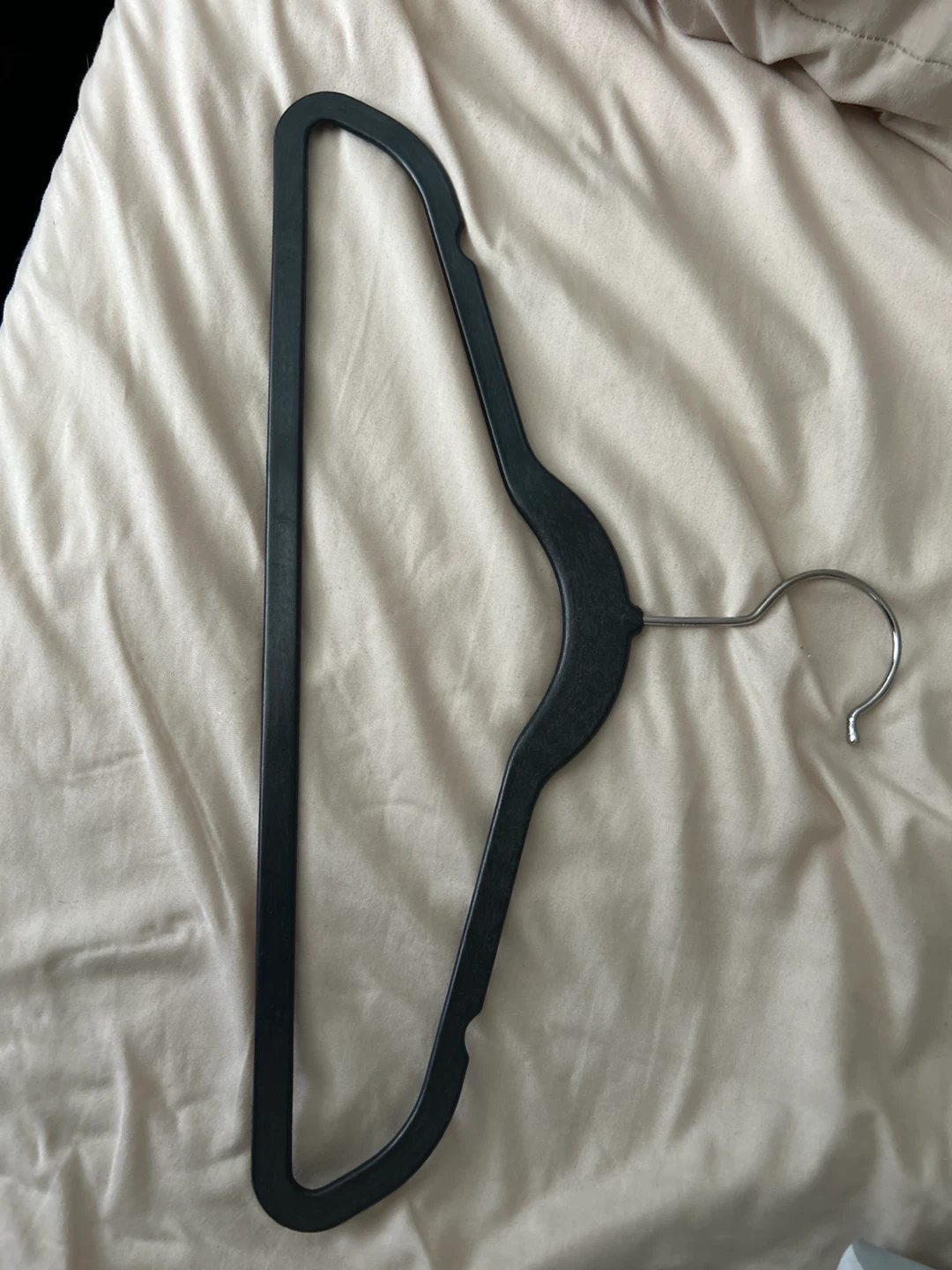 Black Plastic Small Hangers - photo 5
