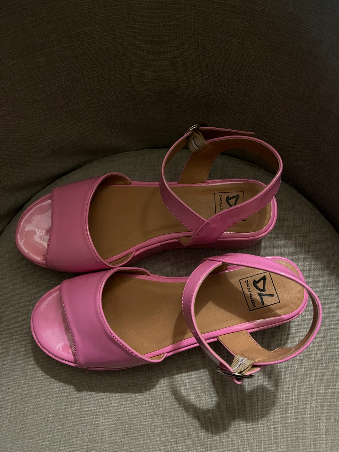 Dirty Laundry Pink Patent Platform Sandals (8.5) - photo 2