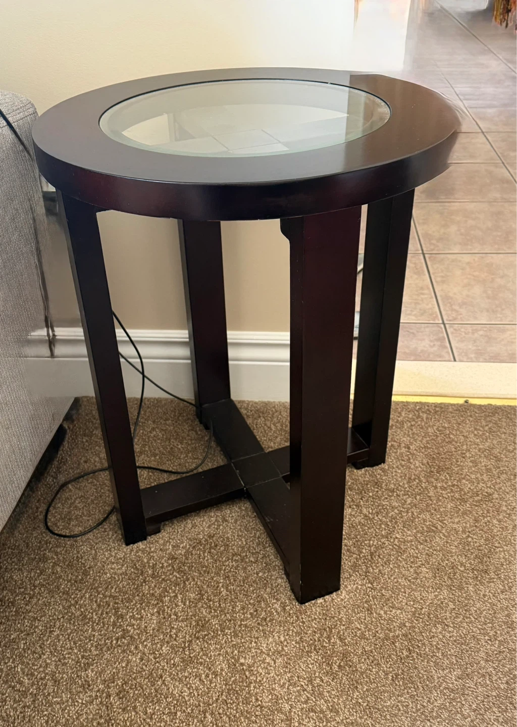 Round Coffee Table with 4 Ottomans & 2 Side Tables - photo 5