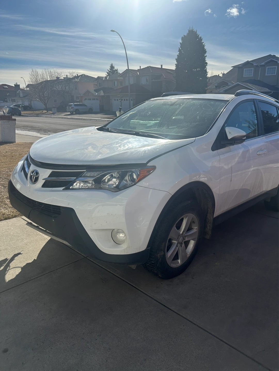 2013 Toyota RAV4 XLE AWD - photo 2