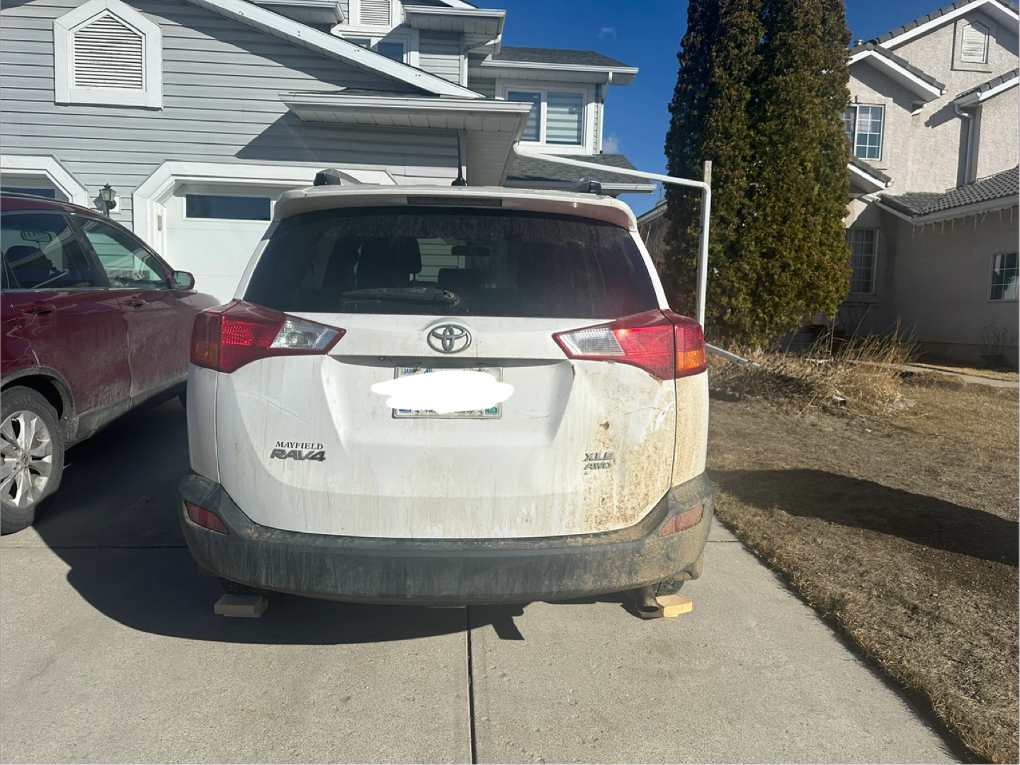 2013 Toyota RAV4 XLE AWD - photo 4