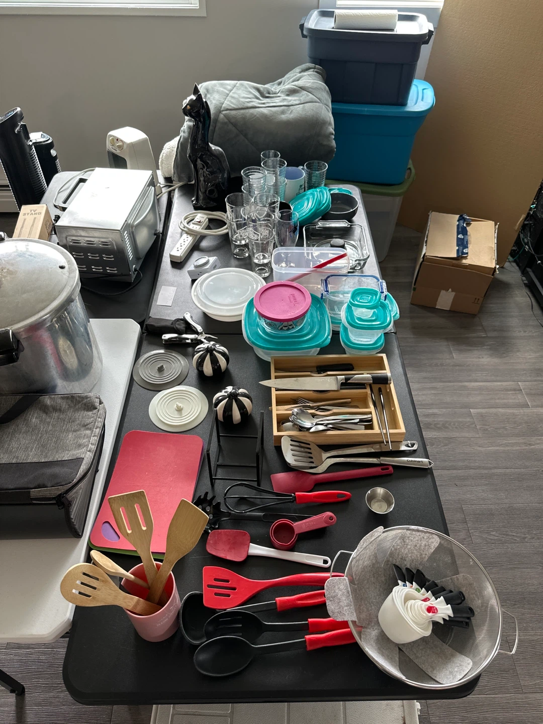 Assorted Kitchenware and Cookware Bundle