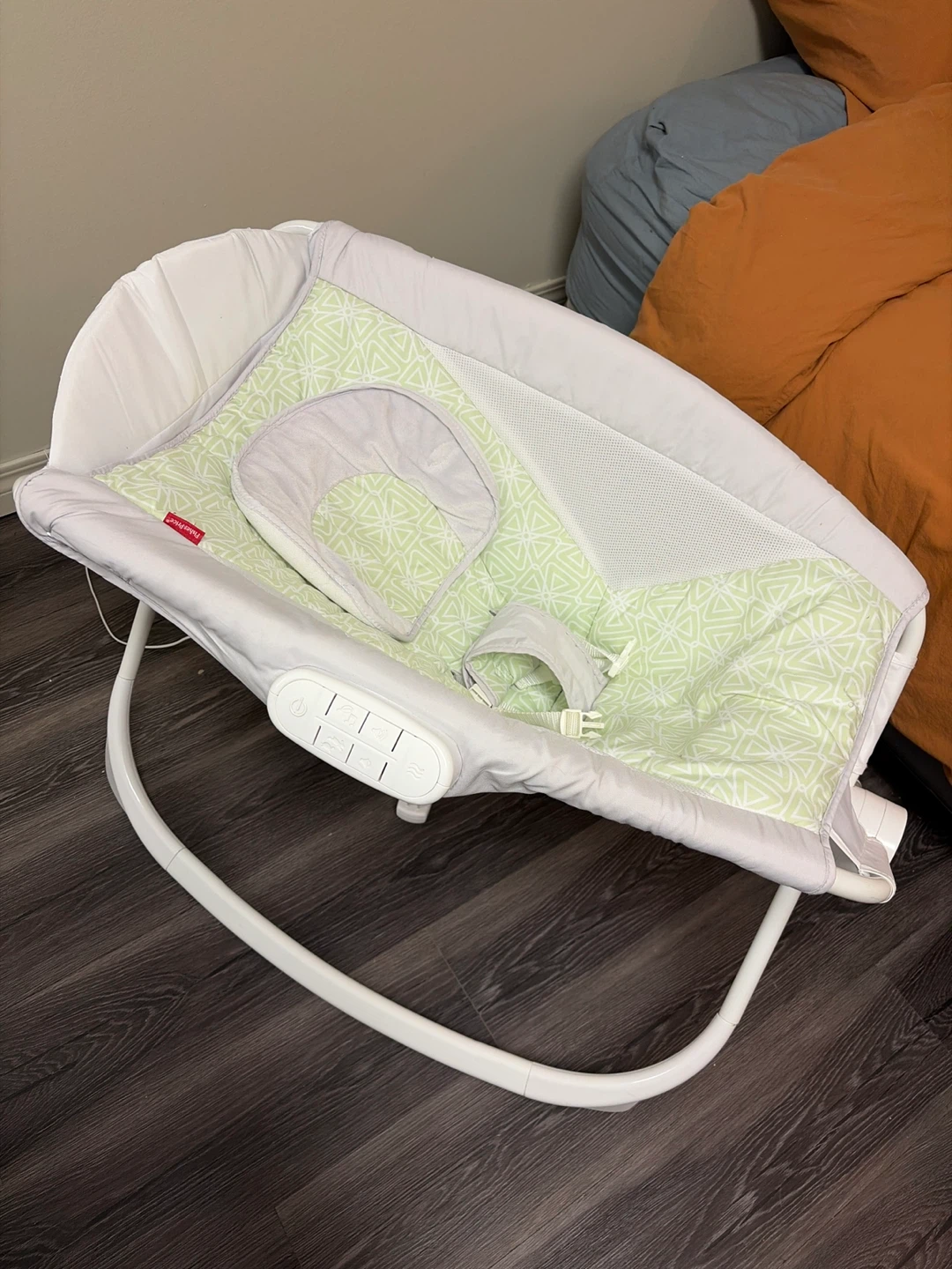 Fisher-Price Rock 'n Play Swing Rocker - photo 2