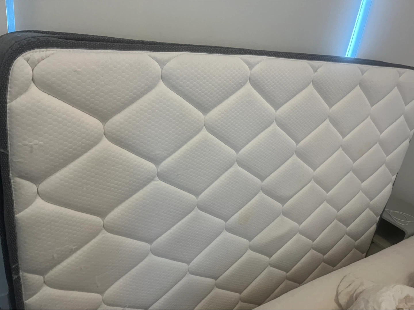 White Mattress - photo 3