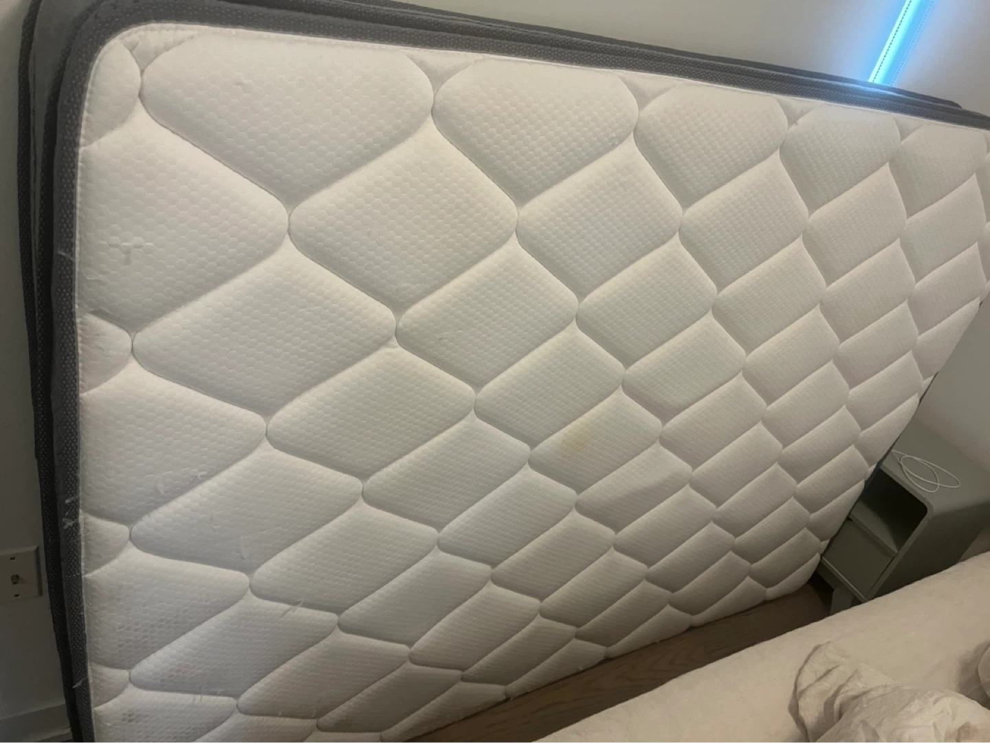 White Mattress - photo 2