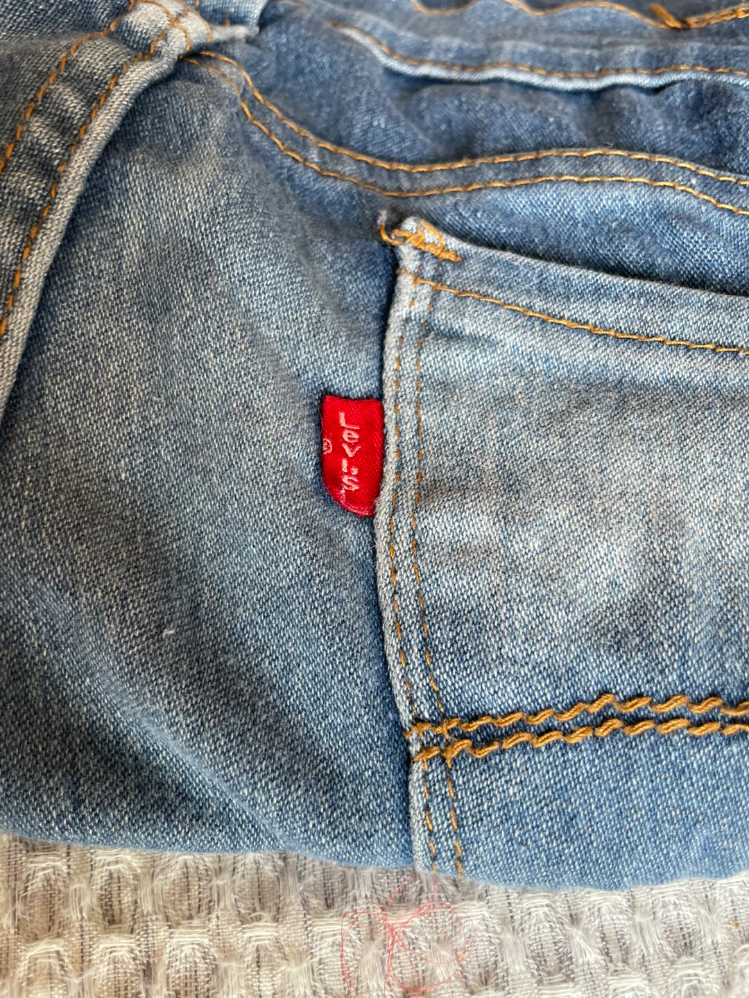 Levi's Blue Denim Jeans - Size 34 - photo 3