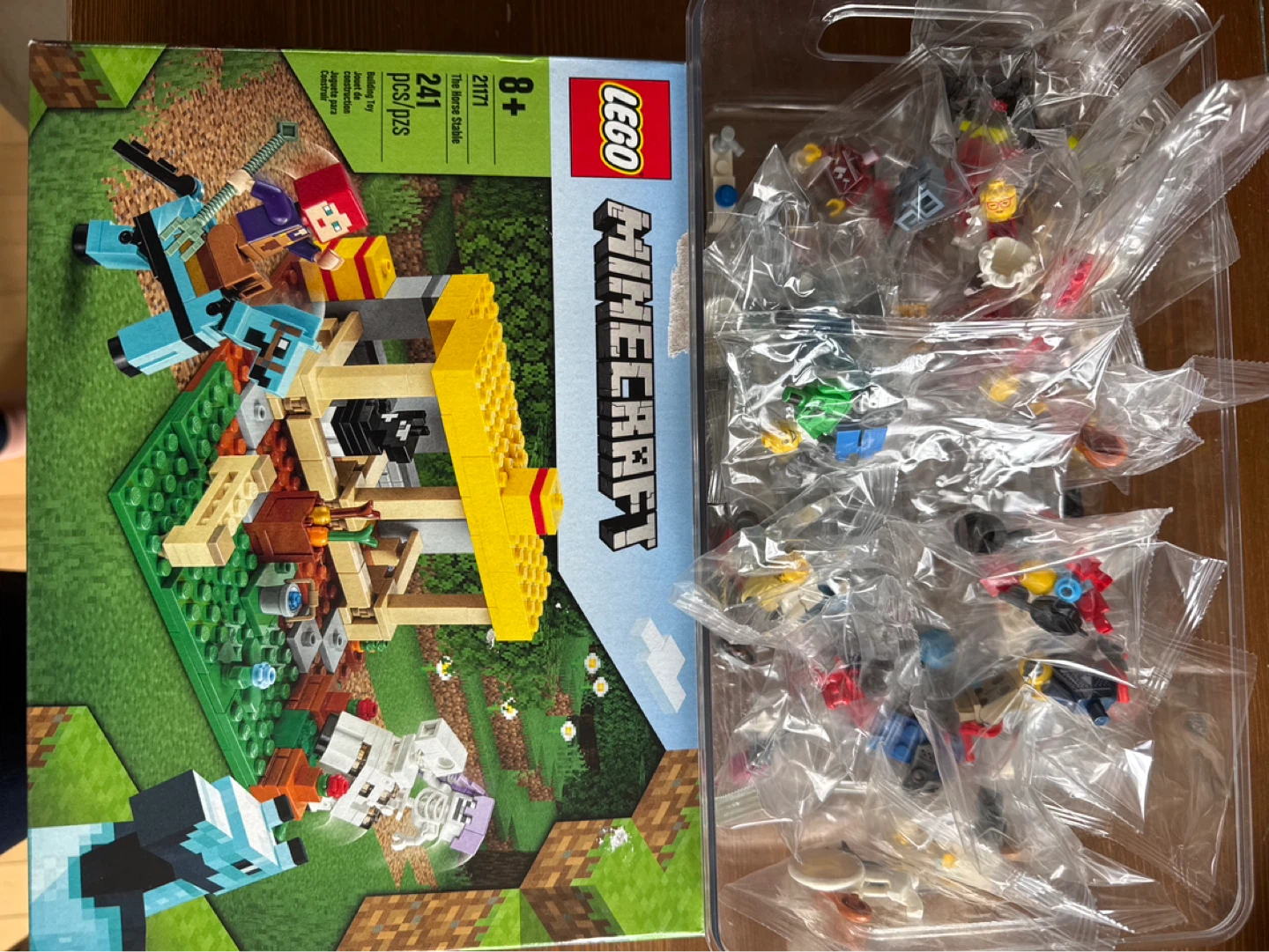 LEGO Minecraft The Horse Stable 21171 Building Set