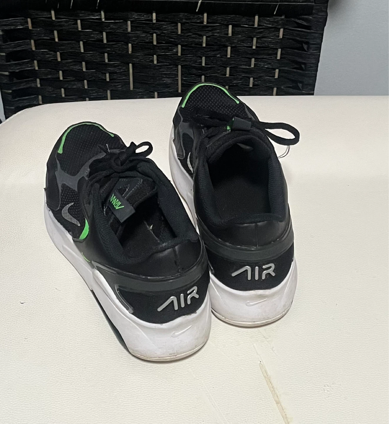 Nike Air Max 200 Black Green Shoes size 7 men - photo 3