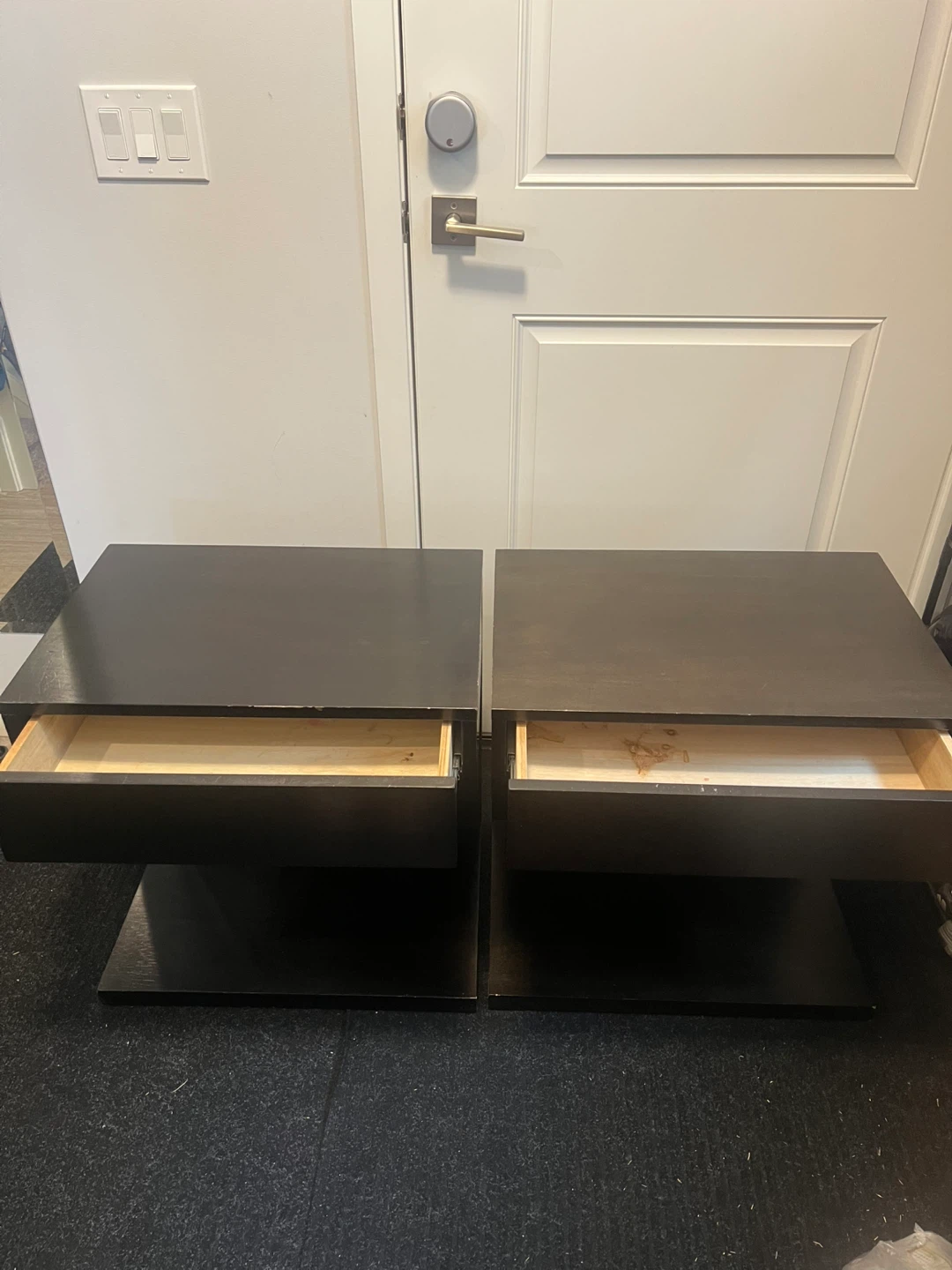 Pair of Dark Brown Modern Nightstands with Drawer - photo 3