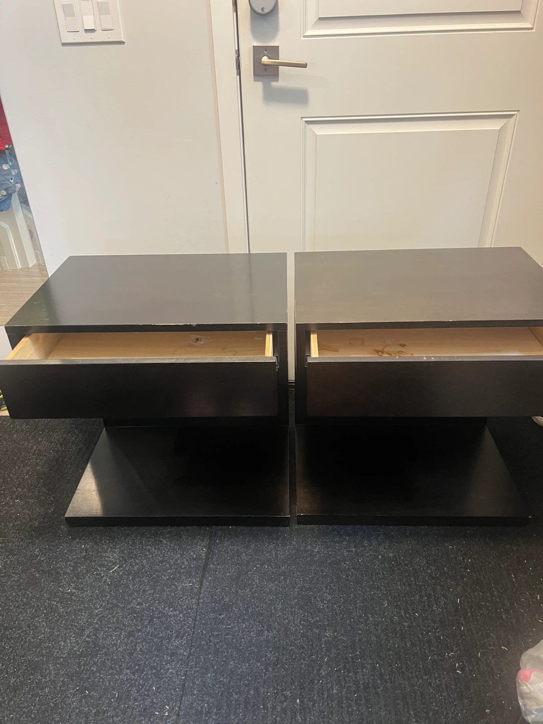 Pair of Dark Brown Modern Nightstands with Drawer - photo 4