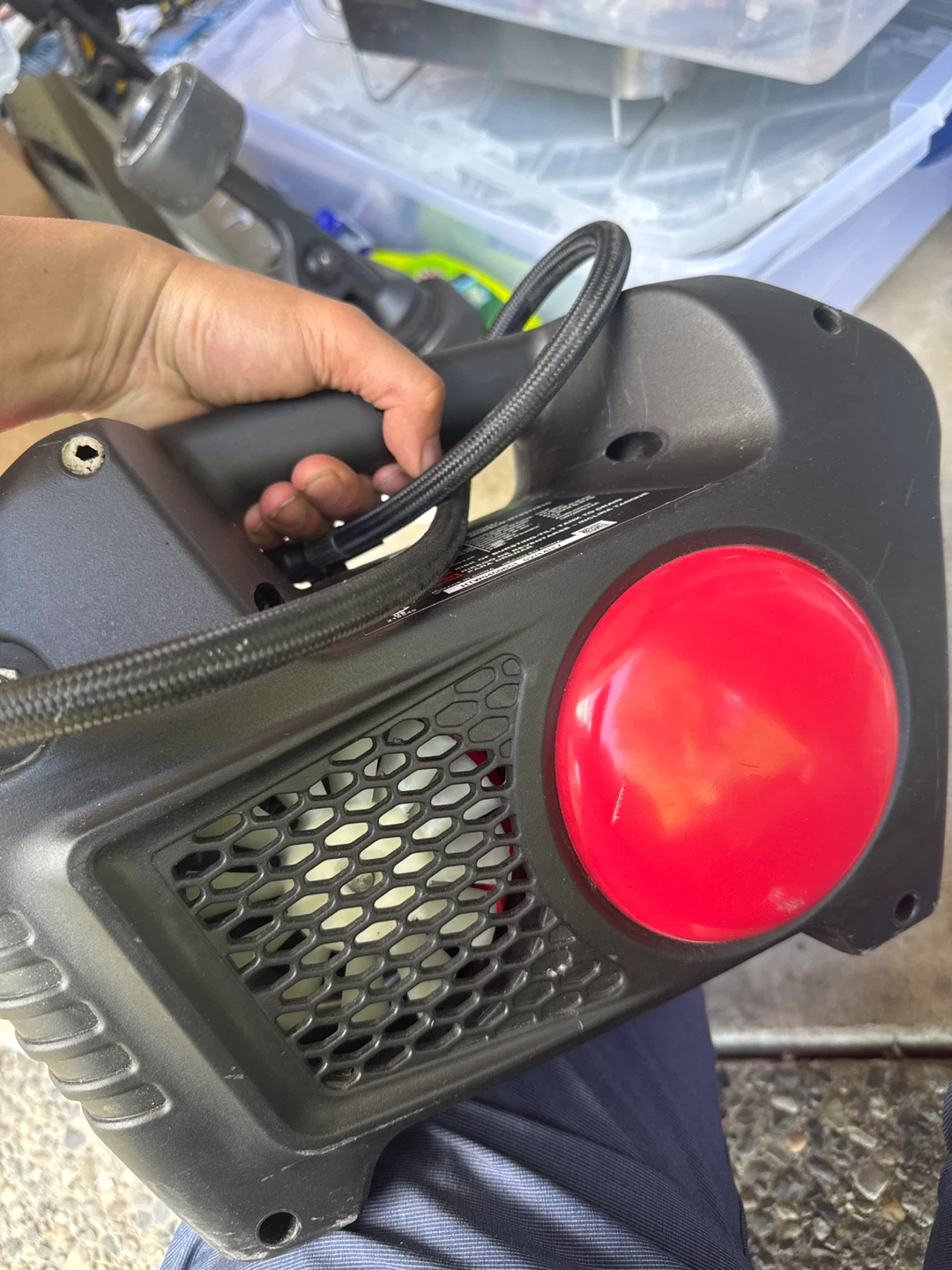Hyper tough  120V Portable Air Compressor - photo 4