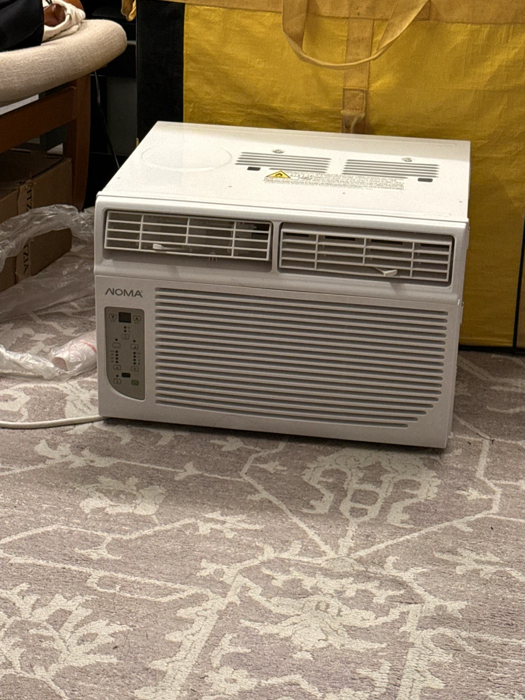 NOMA Window  AC & 3.5 cu ft. Arctic King chest freezer. - photo 3