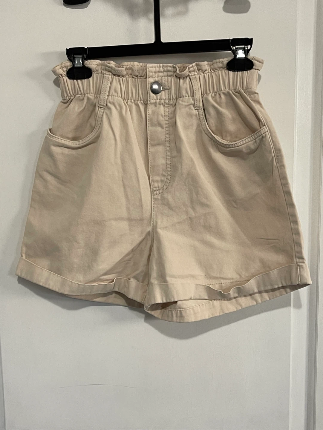 H&M Paperbag Waist Shorts - Beige - XS