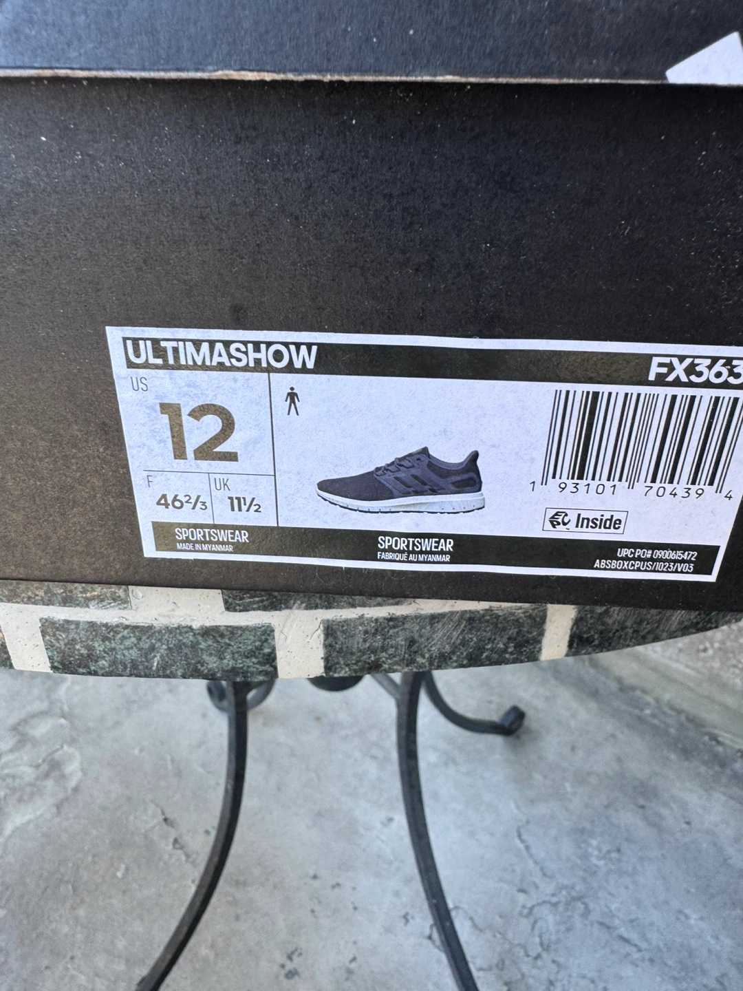 Adidas ULTIMASHOW FX363 Running Shoes - US Size 12