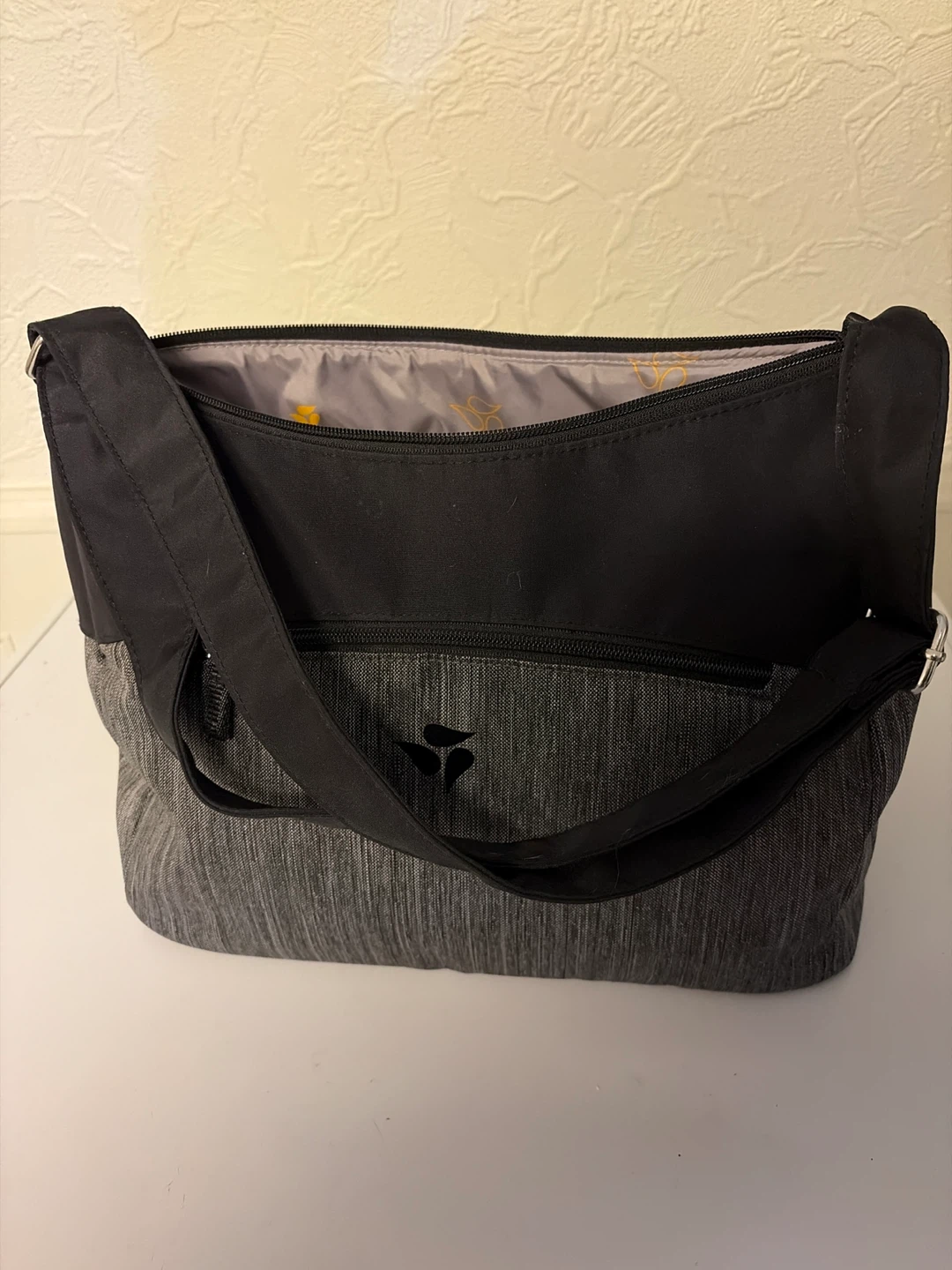 Medela Pump in Style Breast Pump with Bag - photo 2