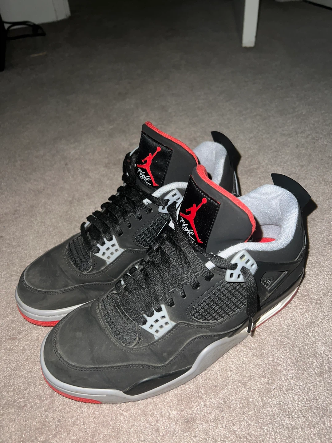 Air Jordan 4 "Bred"