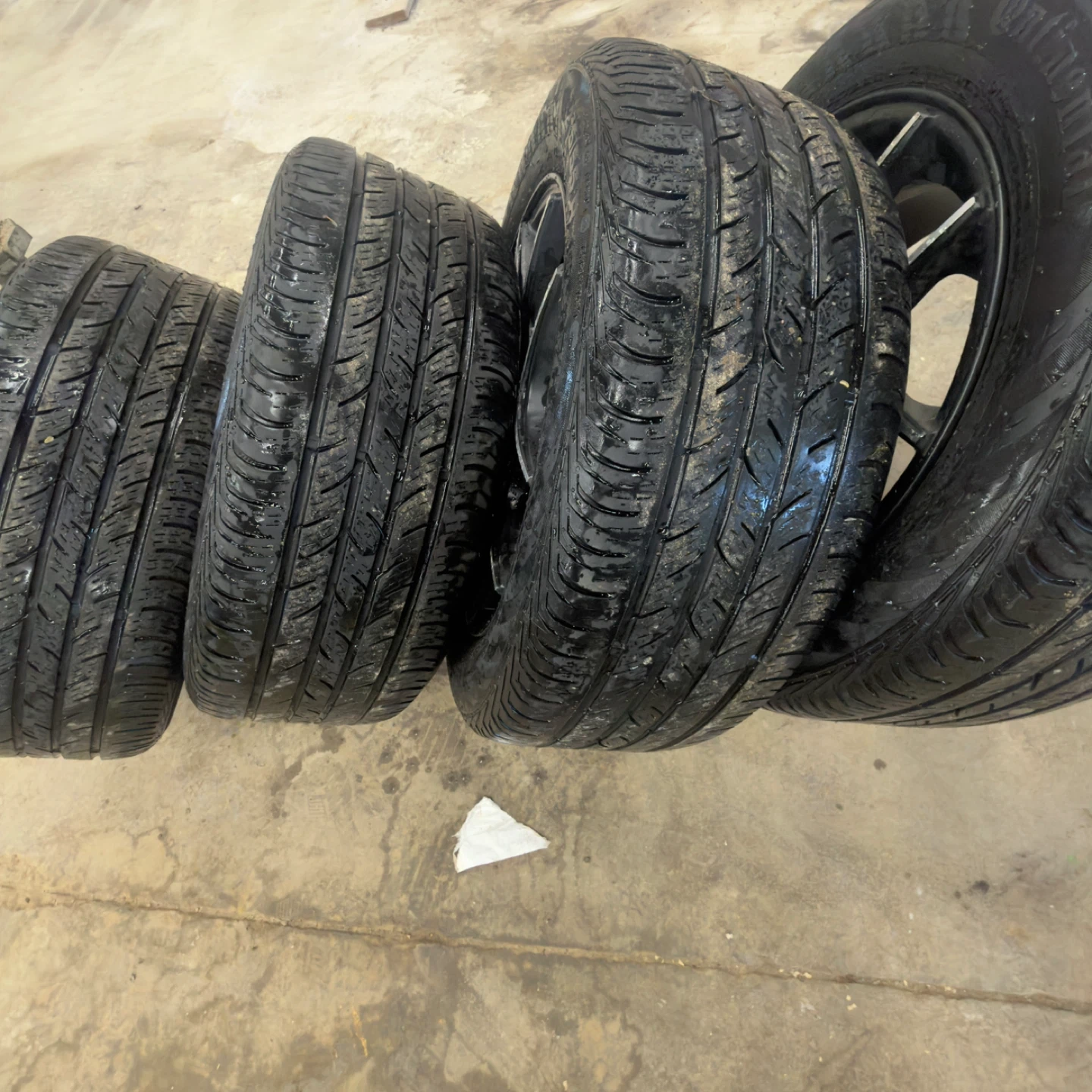Set of 4 Continental Tires 215/55R16 - photo 4