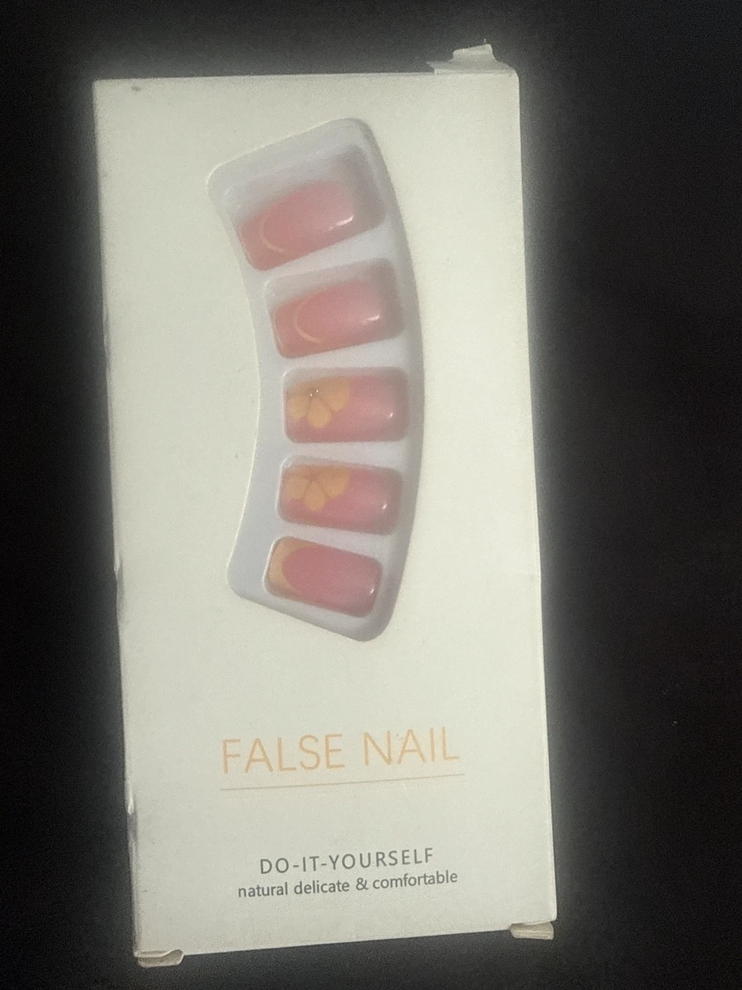 Do-It-Yourself False Nail Set