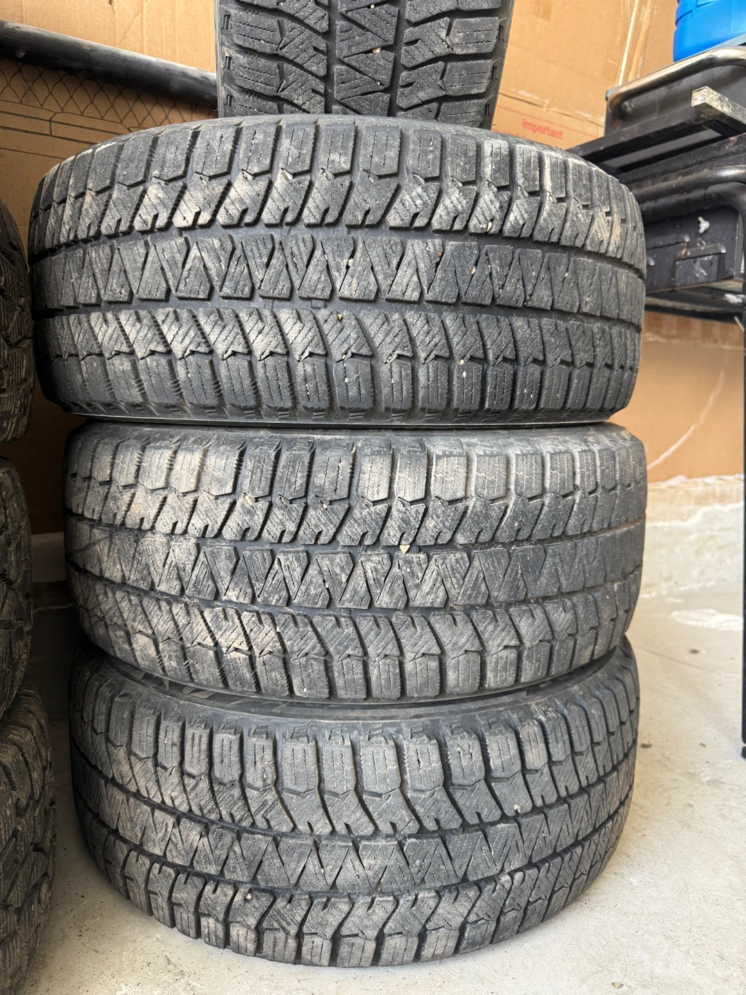 205/55r16 Bridgestone set of four all season tires - photo 3