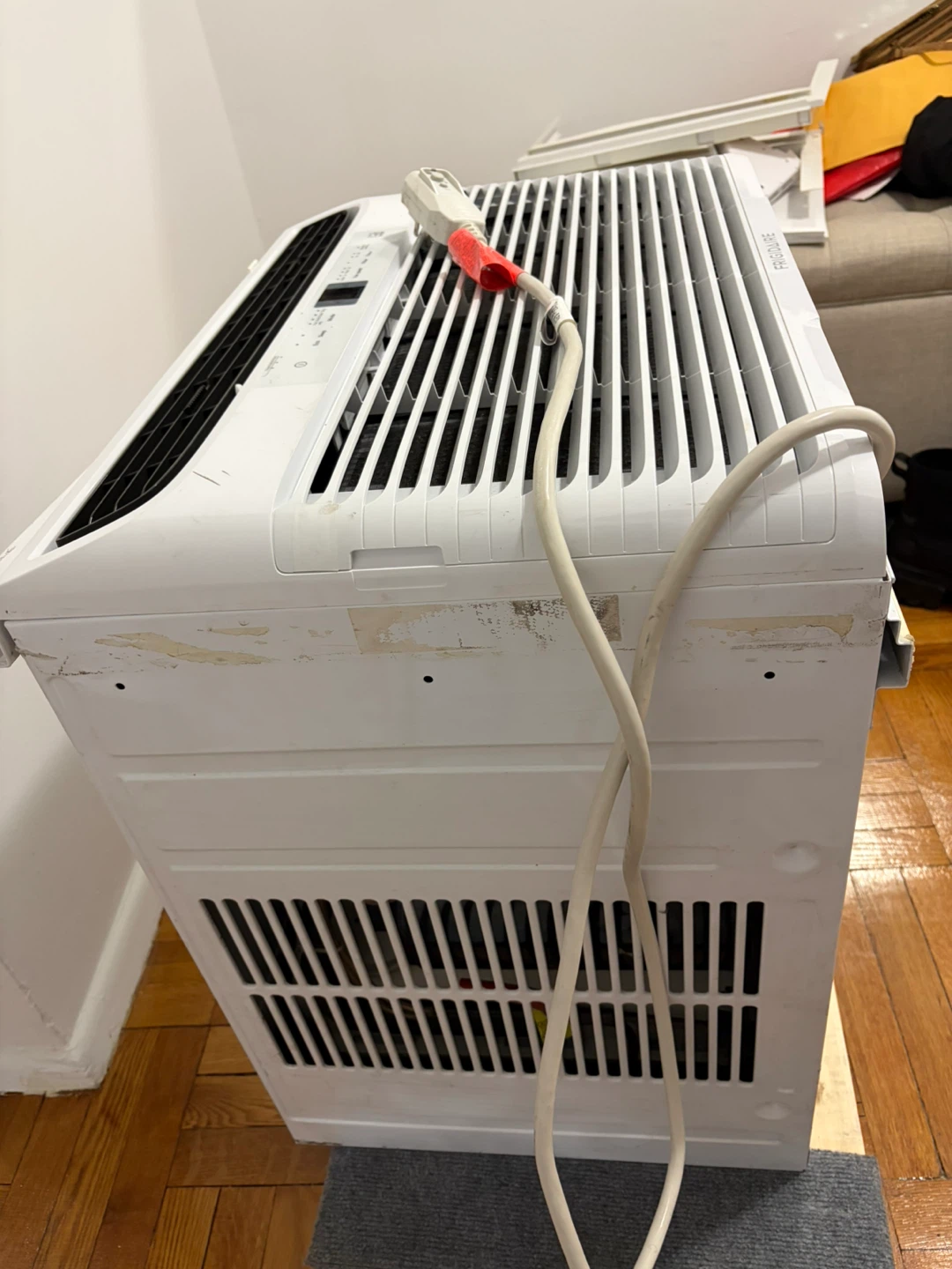 Frigidaire Window Air Conditioner FFRE153WA10 - photo 5