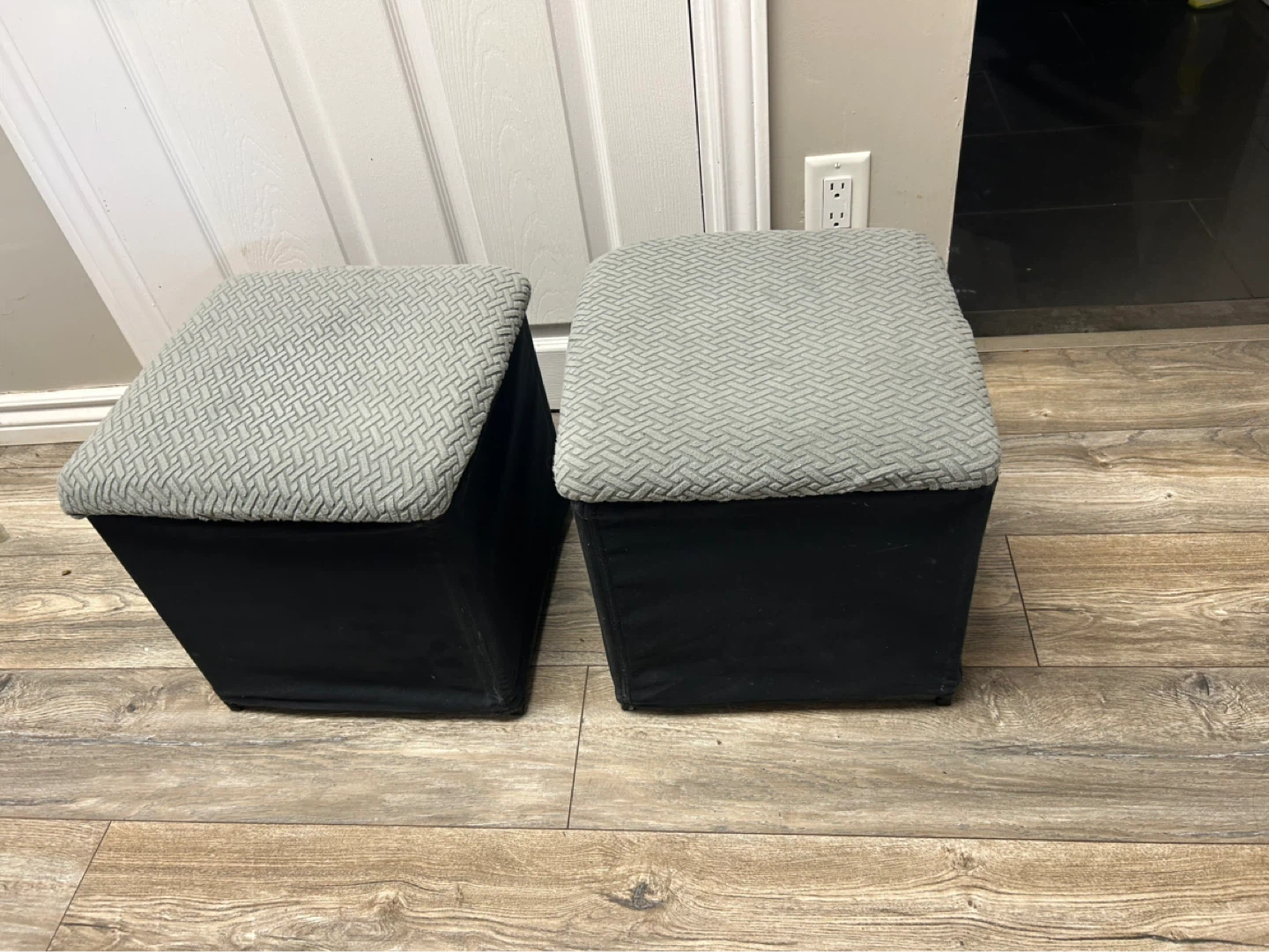 Pair of Storage Ottomans - photo 2