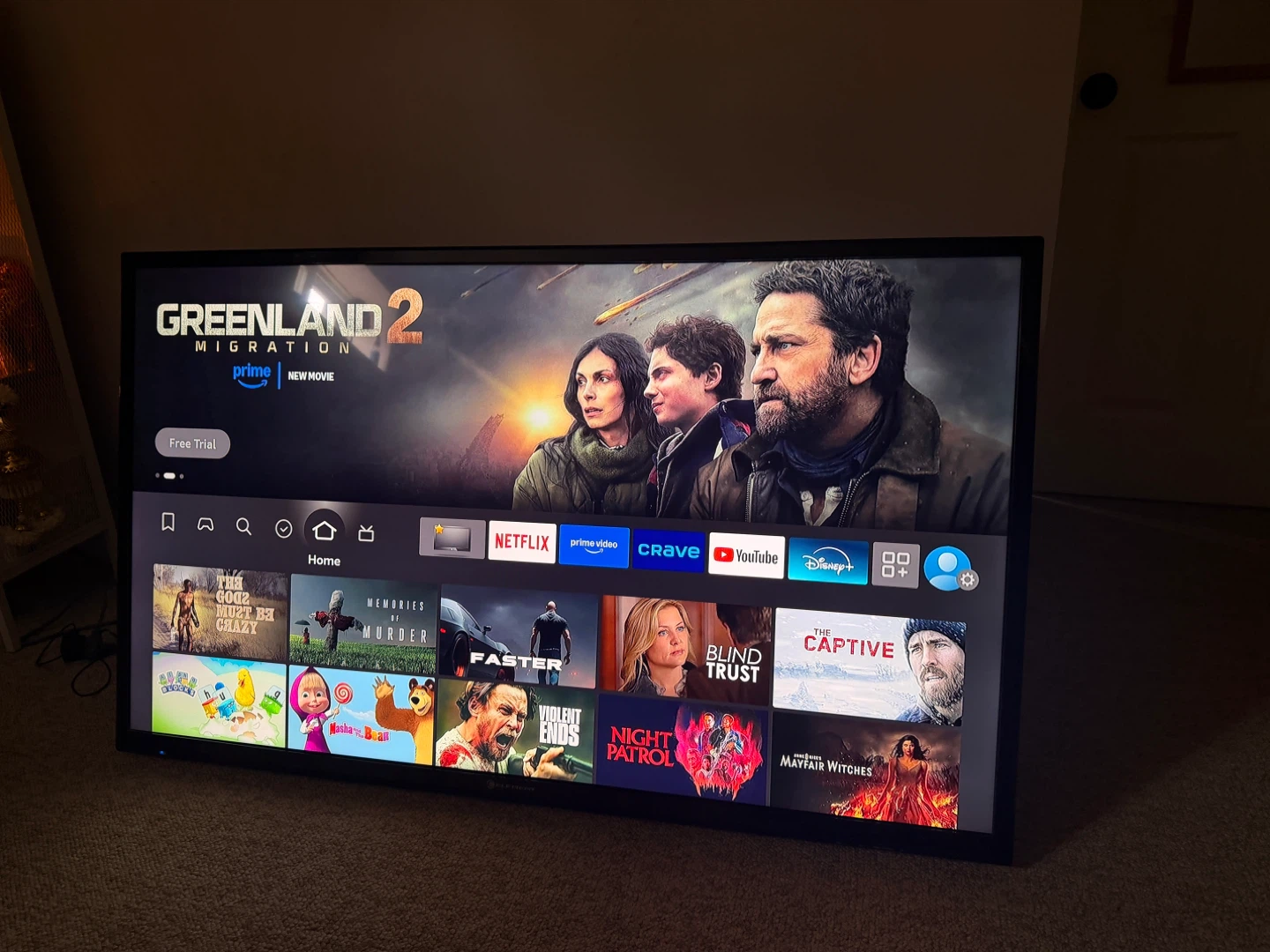 Element 57" HD  TV - photo 2