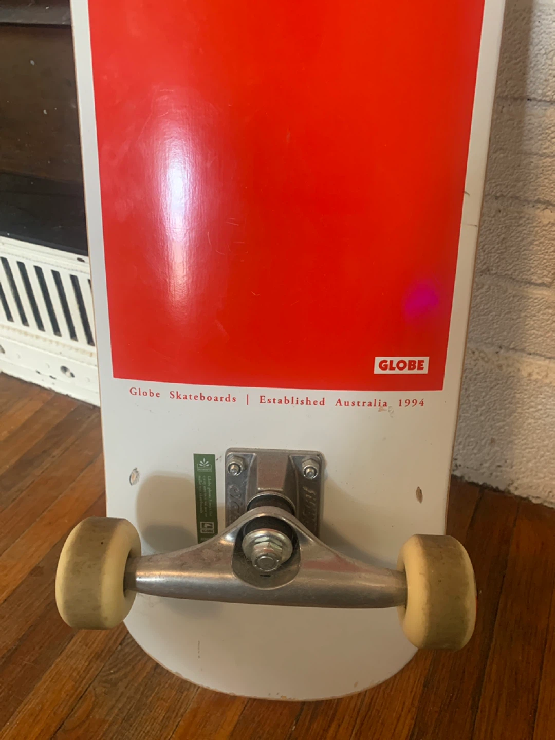 Globe Skateboard - photo 2