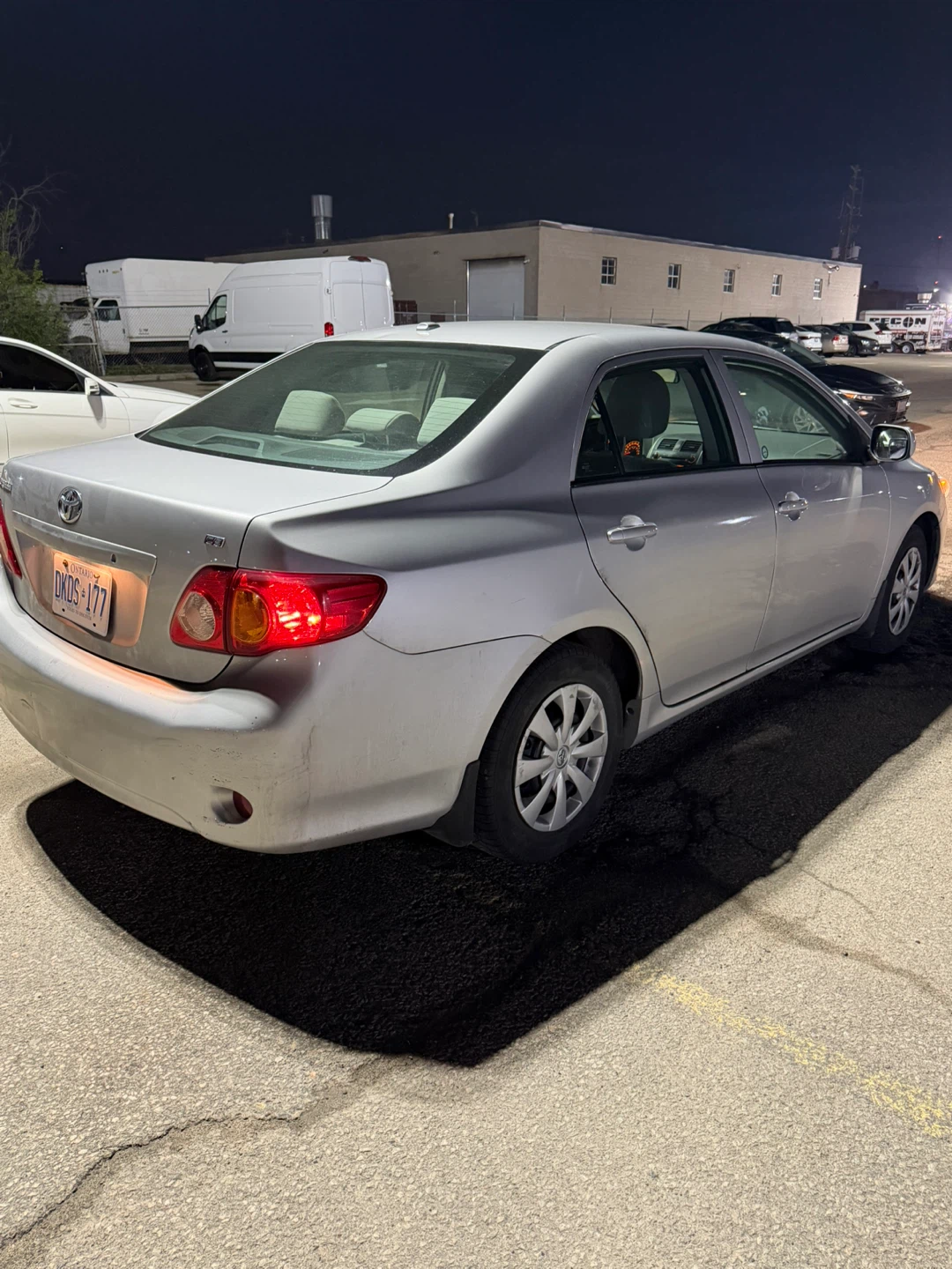 Toyota Corolla Sedan - Silver