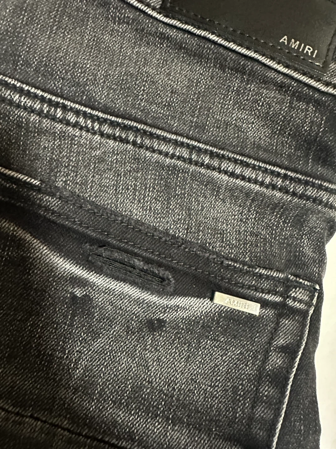 AMIRI Men's Distressed Black Jeans Size 30 - photo 2